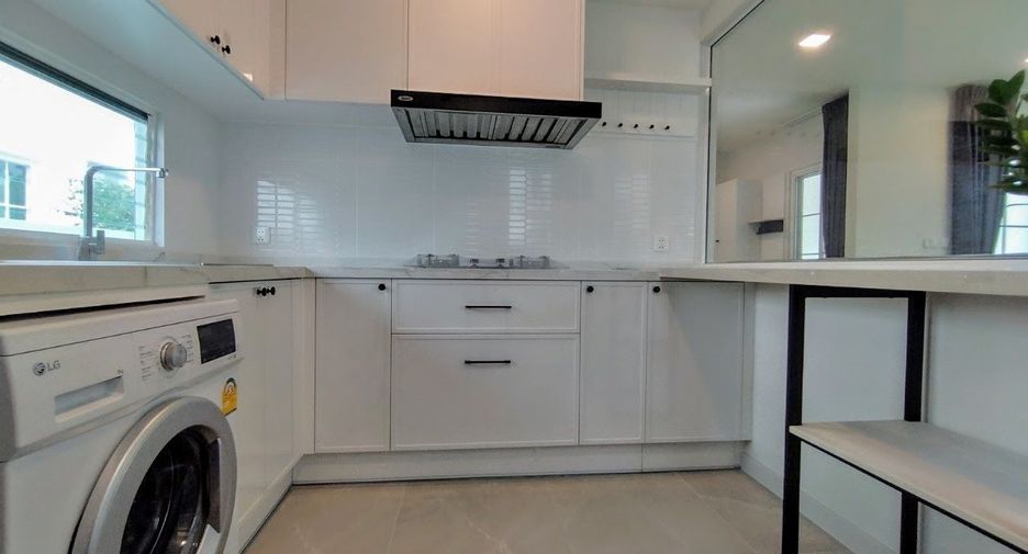 For rent 3 bedrooms house in Bang Phli, Samut Prakan