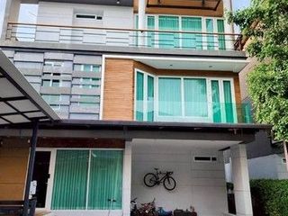 For rent 5 ベッドルーム house in Nong Khaem, Bangkok