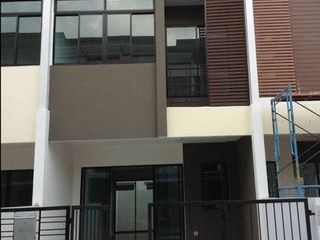 For rent 3 bedrooms house in Nong Khaem, Bangkok