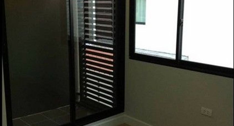 For rent 3 bedrooms house in Nong Khaem, Bangkok