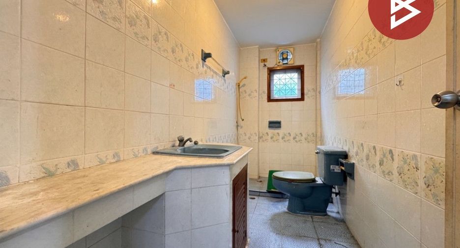 Продажа 4 спальни дом в Тхунг Кхру, Бангкок