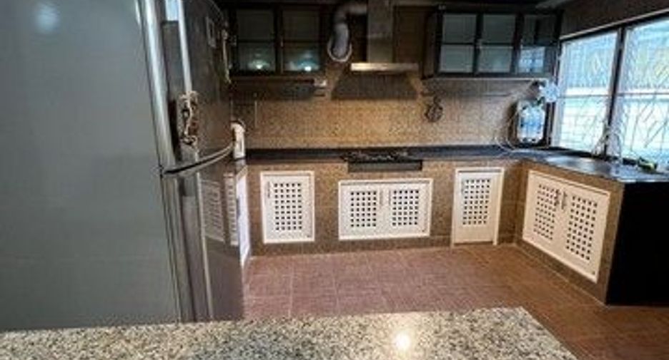 For rent 3 ベッドルーム house in Thanyaburi, Pathum Thani