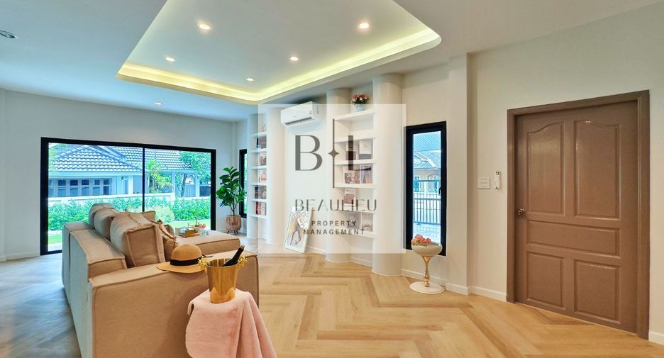 For sale 4 ベッドルーム house in Bang Lamung, Chonburi