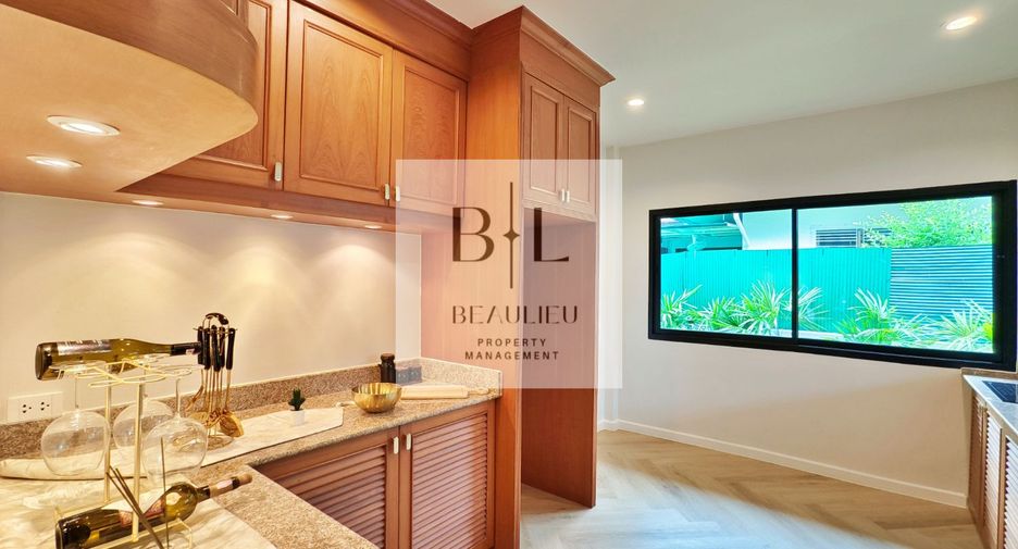 For sale 4 ベッドルーム house in Bang Lamung, Chonburi