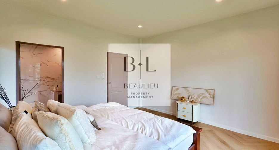 For sale 4 ベッドルーム house in Bang Lamung, Chonburi