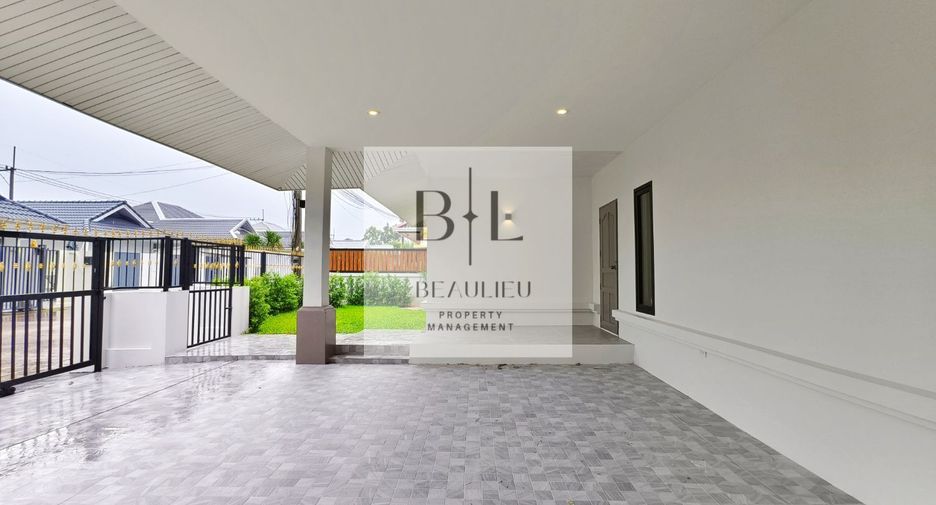 For sale 4 ベッドルーム house in Bang Lamung, Chonburi