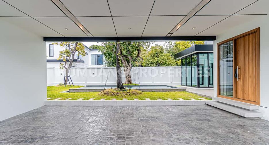 For rent 4 bedrooms villa in Mueang Chiang Mai, Chiang Mai