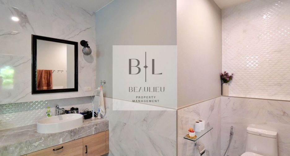 Haus zur Miete und zum Kauf mit 6 Zimmer in Bang Lamung, Chonburi