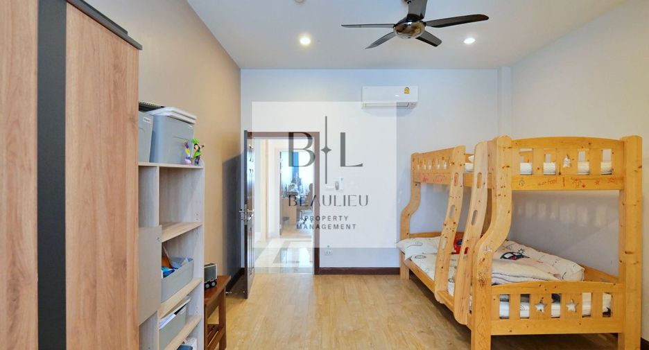 Haus zur Miete und zum Kauf mit 6 Zimmer in Bang Lamung, Chonburi
