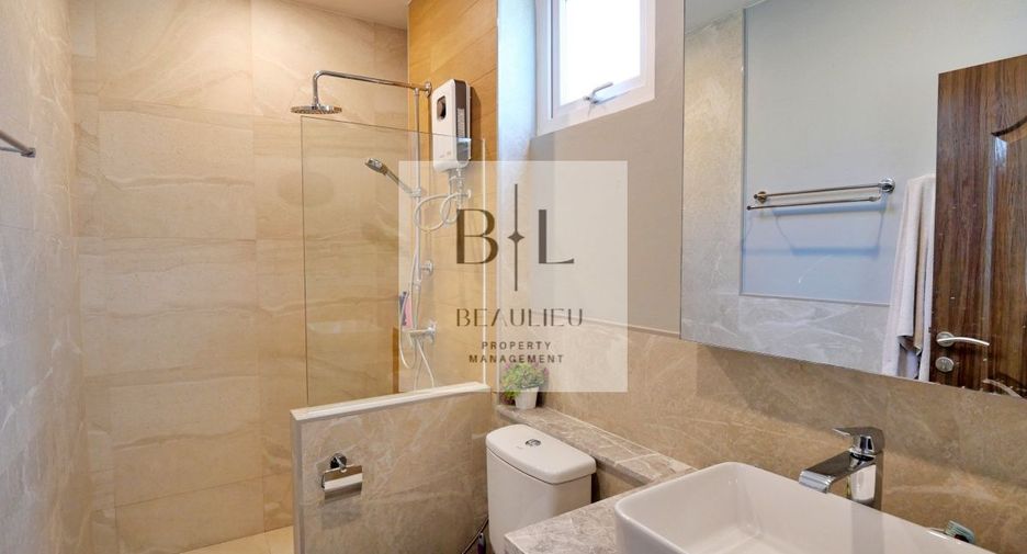 Haus zur Miete und zum Kauf mit 6 Zimmer in Bang Lamung, Chonburi