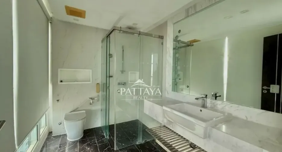 Wohnung zum Kauf mit 2 Zimmer in Bang Lamung, Chonburi