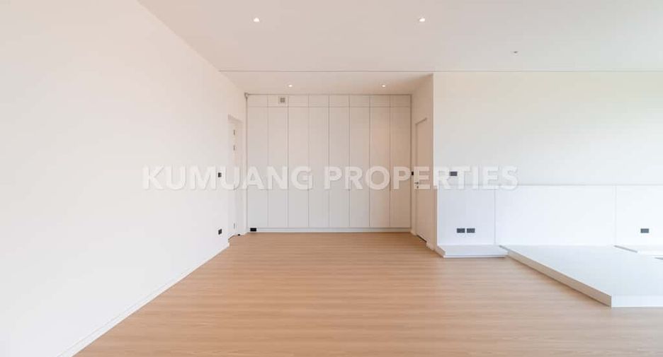 For rent 4 bedrooms villa in Hang Dong, Chiang Mai