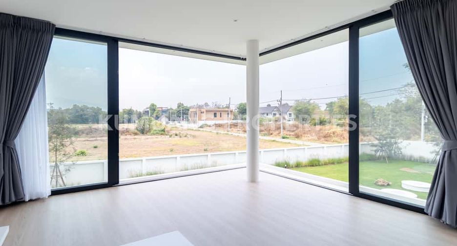 For rent 4 bedrooms villa in Hang Dong, Chiang Mai