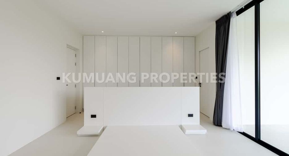 For rent 4 bedrooms villa in Hang Dong, Chiang Mai