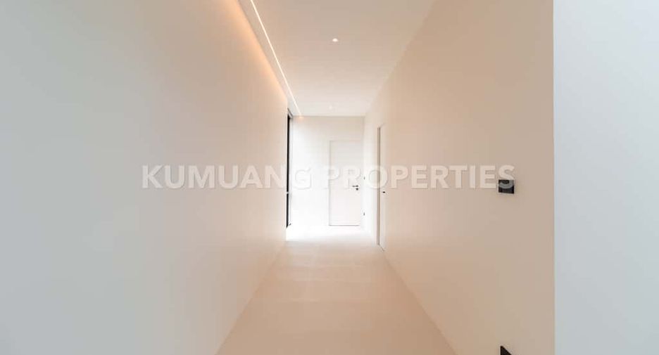 For rent 4 bedrooms villa in Hang Dong, Chiang Mai
