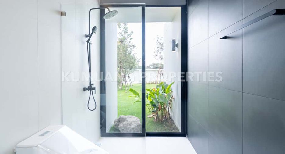 For rent 4 bedrooms villa in Hang Dong, Chiang Mai