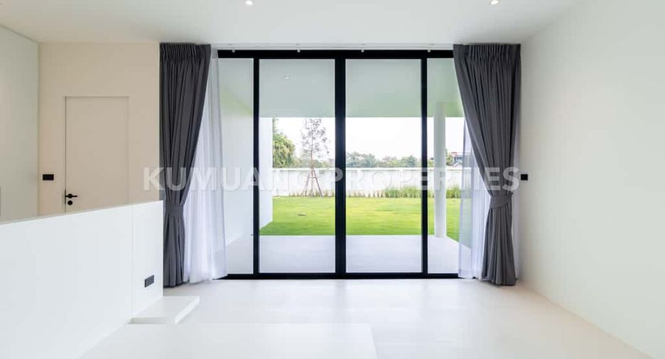 For rent 4 bedrooms villa in Hang Dong, Chiang Mai