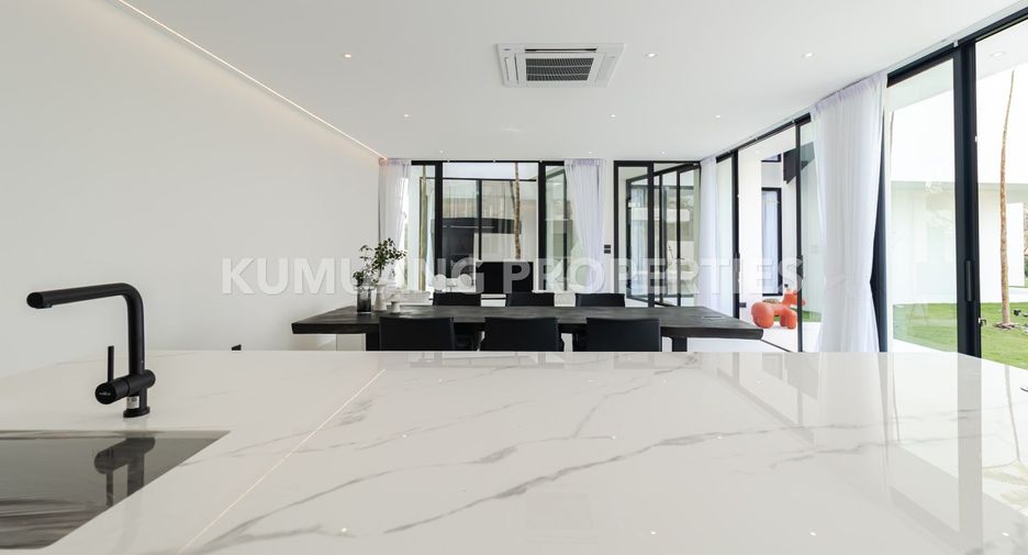 For rent 4 bedrooms villa in Hang Dong, Chiang Mai