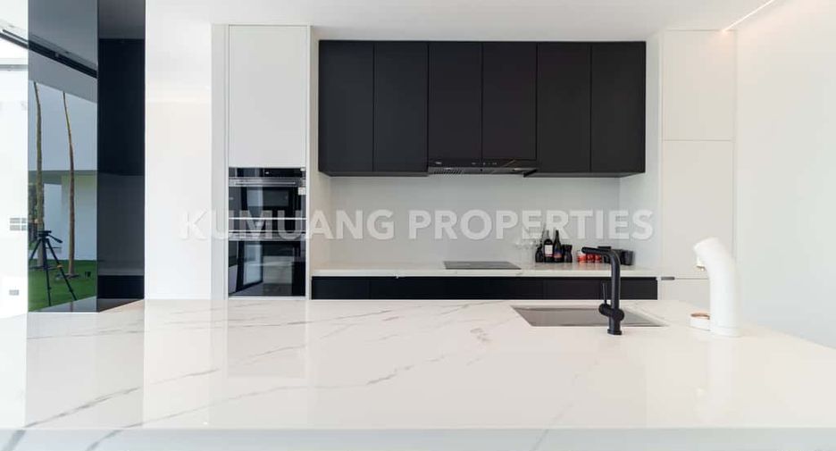 For rent 4 bedrooms villa in Hang Dong, Chiang Mai
