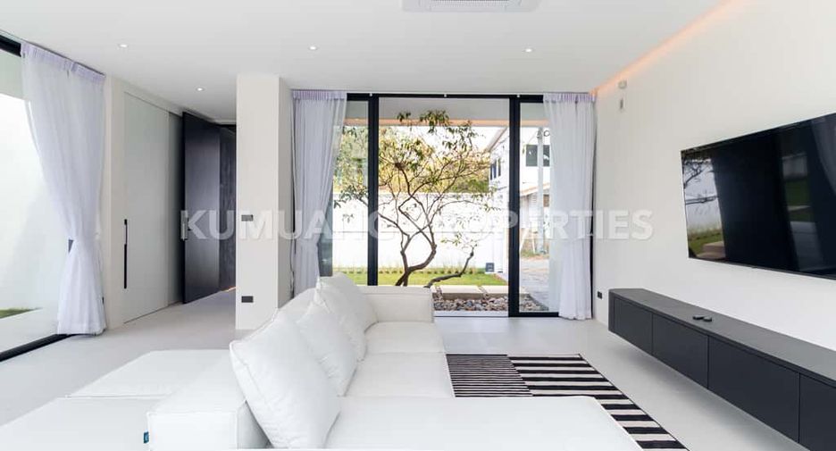 For rent 4 bedrooms villa in Hang Dong, Chiang Mai