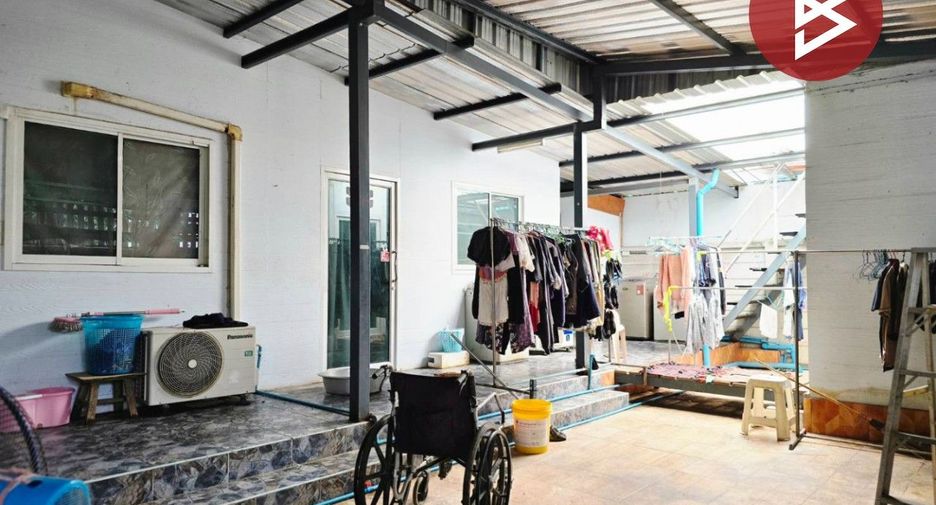 À vendre 4 chambres maison à Sam Phran, Nakhon Pathom