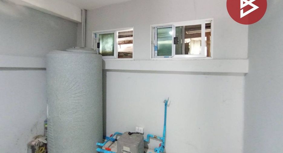 Casa adosada en venta de estudio en Bang Pa-in, Phra Nakhon Si Ayutthaya