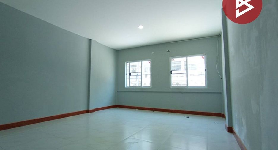 Casa adosada en venta de estudio en Bang Pa-in, Phra Nakhon Si Ayutthaya
