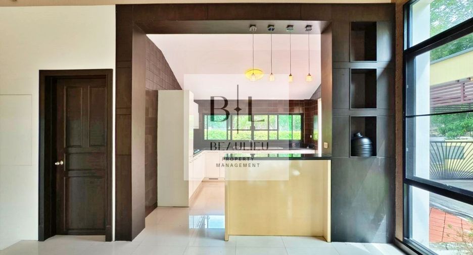 For sale 3 bedrooms house in Bang Lamung, Chonburi