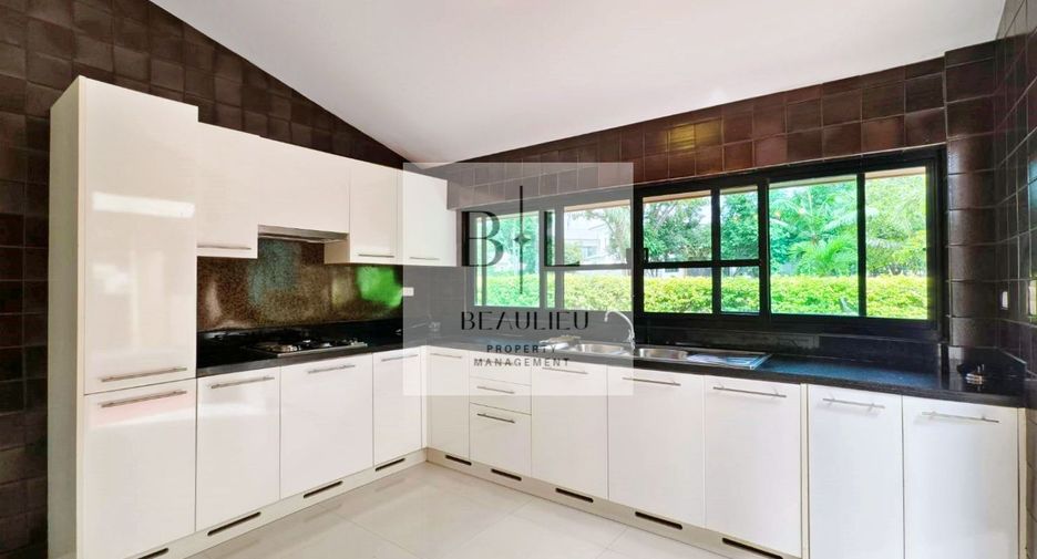 For sale 3 bedrooms house in Bang Lamung, Chonburi