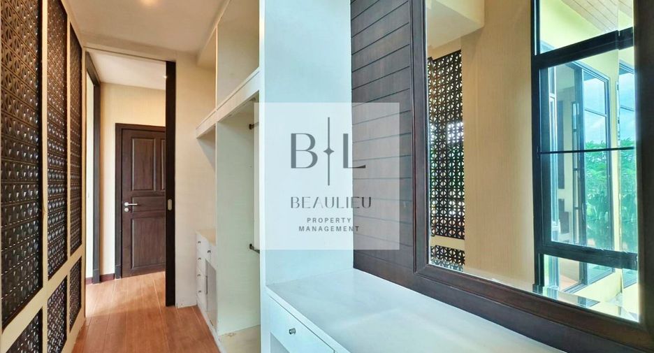 For sale 3 bedrooms house in Bang Lamung, Chonburi