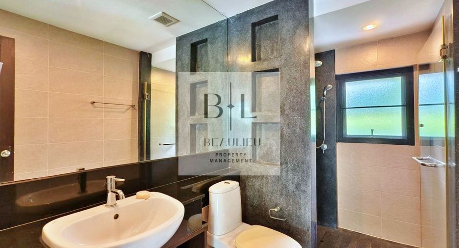 For sale 3 bedrooms house in Bang Lamung, Chonburi