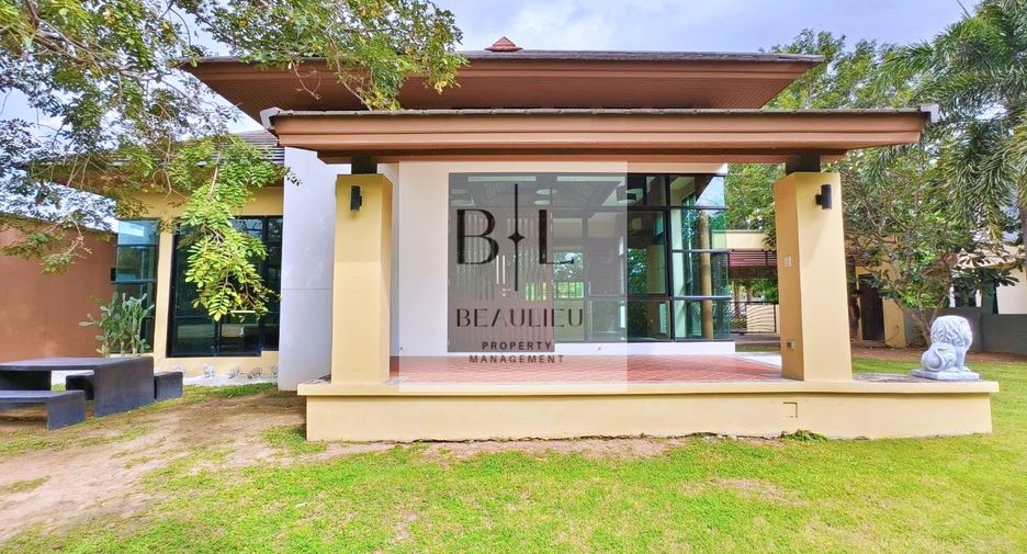 For sale 3 bedrooms house in Bang Lamung, Chonburi