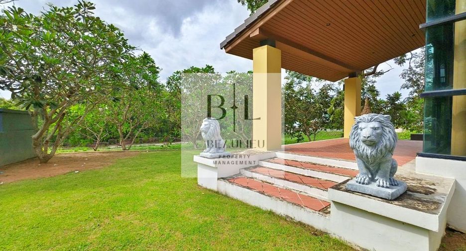 For sale 3 bedrooms house in Bang Lamung, Chonburi