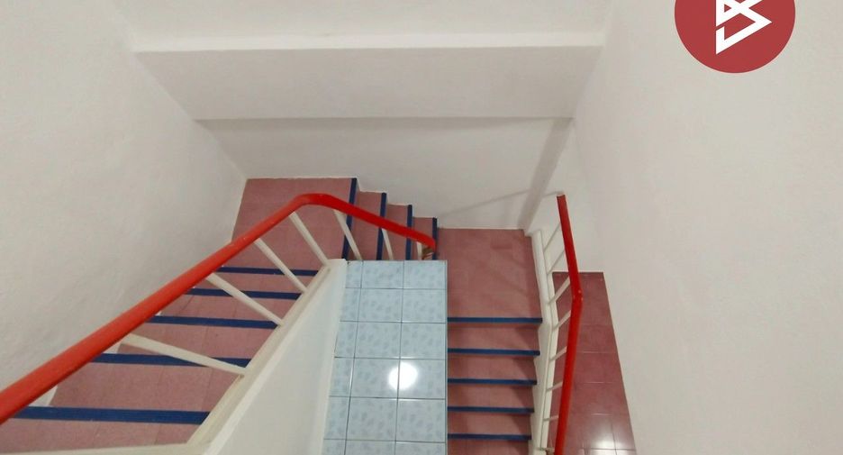 For sale スタジオ townhouse in Krathum Baen, Samut Sakhon