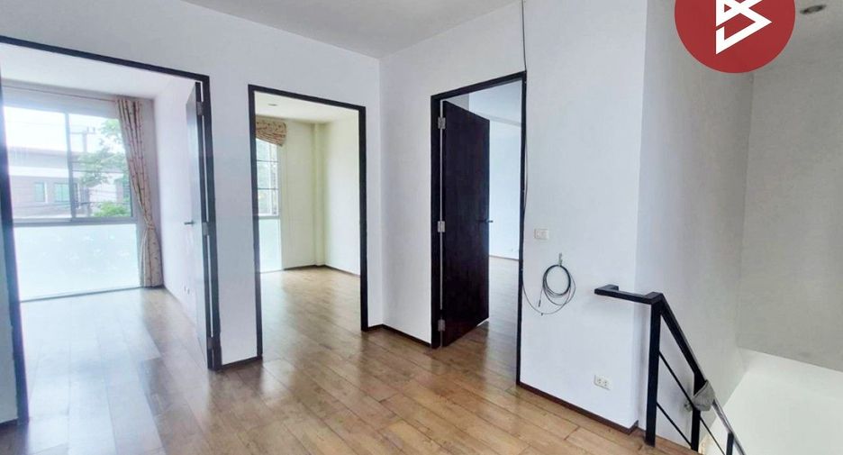 For sale 3 bedrooms house in Phan Thong, Chonburi