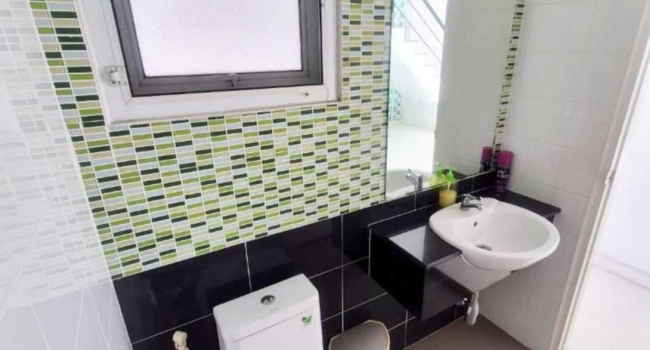 For sale 3 bedrooms house in Phan Thong, Chonburi