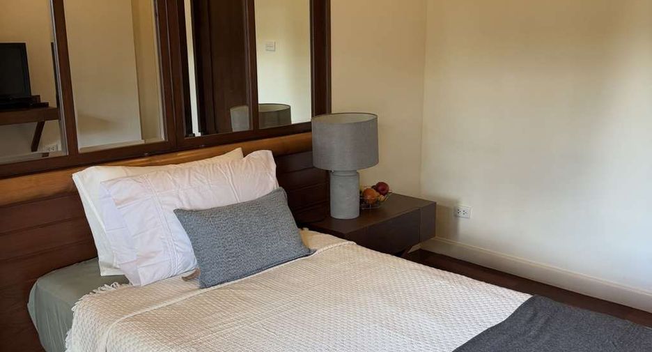 For rent 4 bedrooms villa in Hang Dong, Chiang Mai