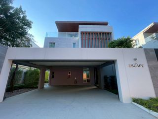 Casa en venta de 4 habitaciones en Mueang Chiang Mai, Chiang Mai