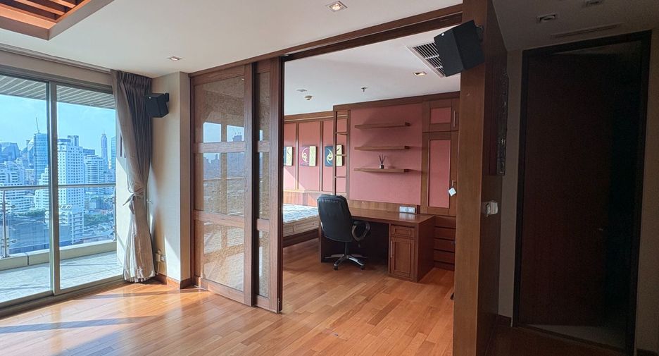 Condo en venta de 2 habitaciones en Khlong Toei, Bangkok