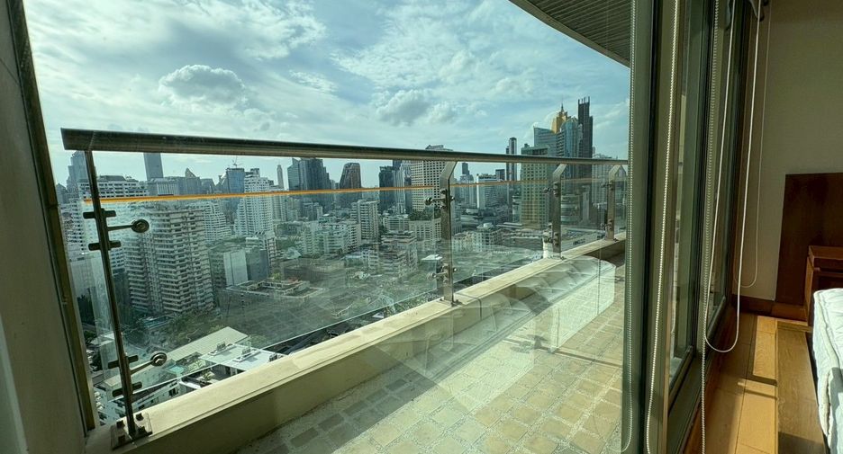 Condo en venta de 2 habitaciones en Khlong Toei, Bangkok