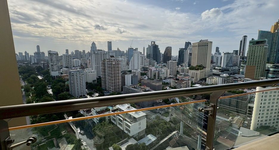 Condo en venta de 2 habitaciones en Khlong Toei, Bangkok