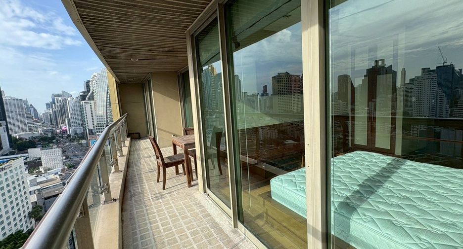 Condo en venta de 2 habitaciones en Khlong Toei, Bangkok
