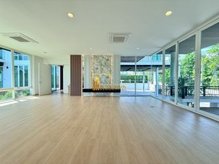 Haus zur Miete und zum Kauf mit 5 Zimmer in Suan Luang, Bangkok