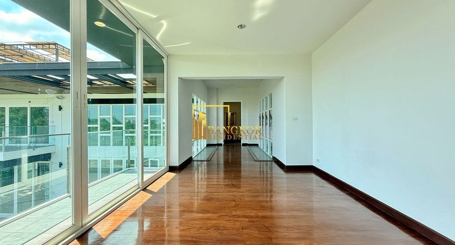 Haus zur Miete und zum Kauf mit 5 Zimmer in Suan Luang, Bangkok
