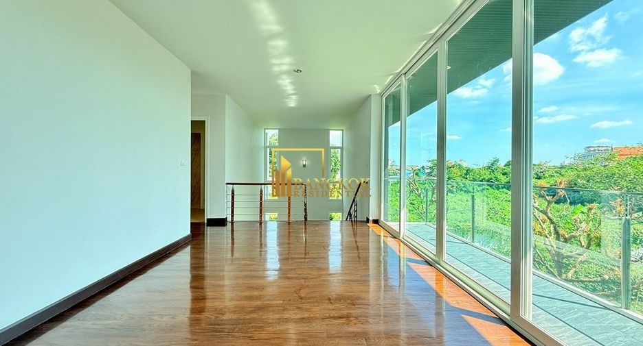 Haus zur Miete und zum Kauf mit 5 Zimmer in Suan Luang, Bangkok