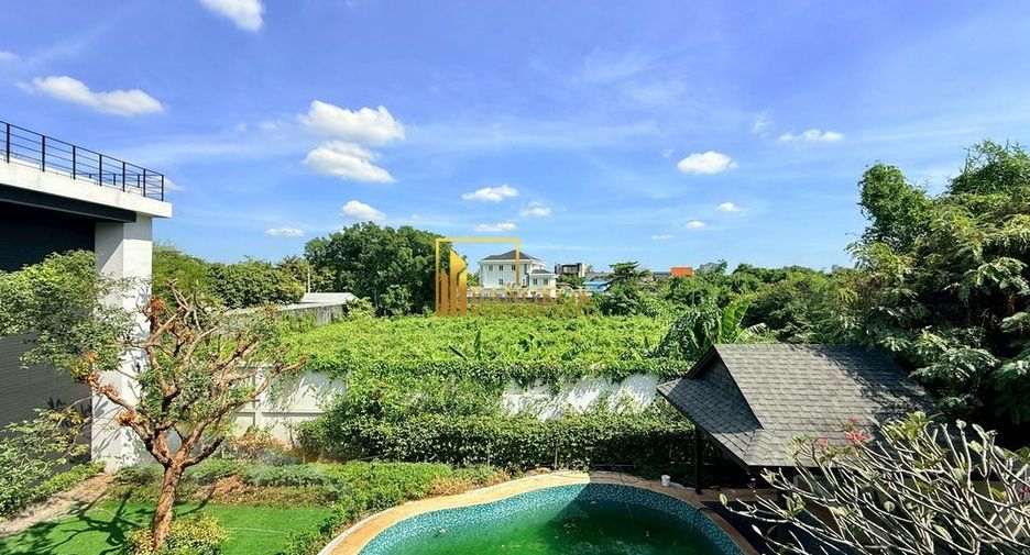Haus zur Miete und zum Kauf mit 5 Zimmer in Suan Luang, Bangkok