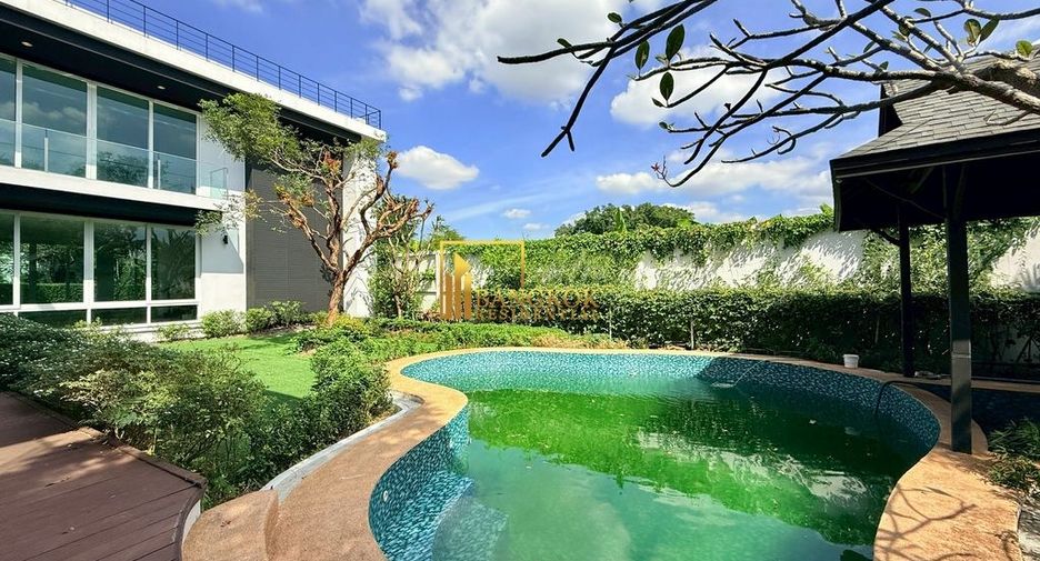 Haus zur Miete und zum Kauf mit 5 Zimmer in Suan Luang, Bangkok