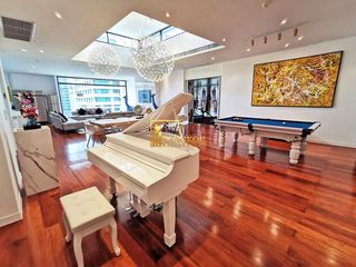 For rent 6 ベッドルーム apartment in Pathum Wan, Bangkok