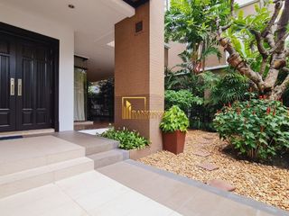 Casa en alquiler de 4 habitaciones en Khlong Toei, Bangkok
