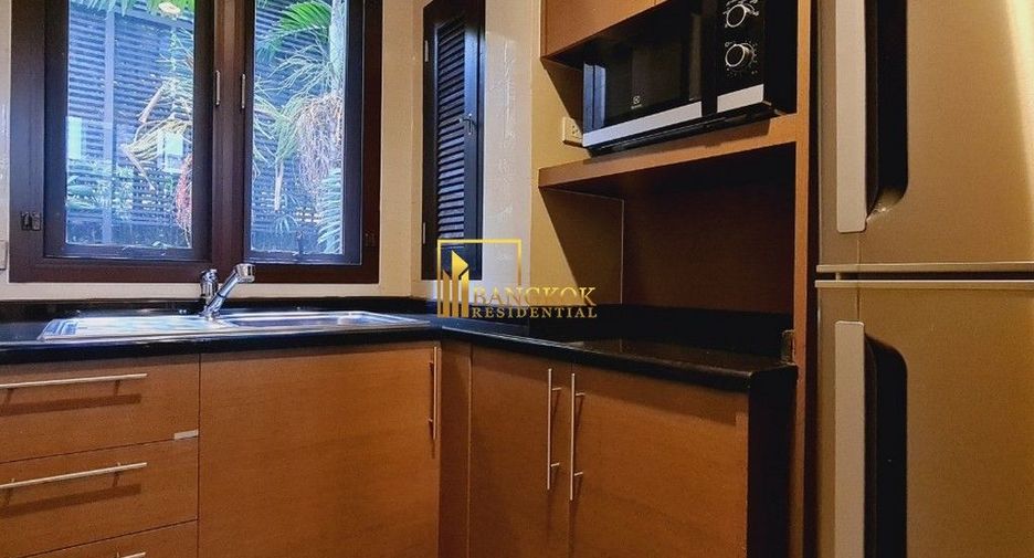Casa en alquiler de 4 habitaciones en Khlong Toei, Bangkok
